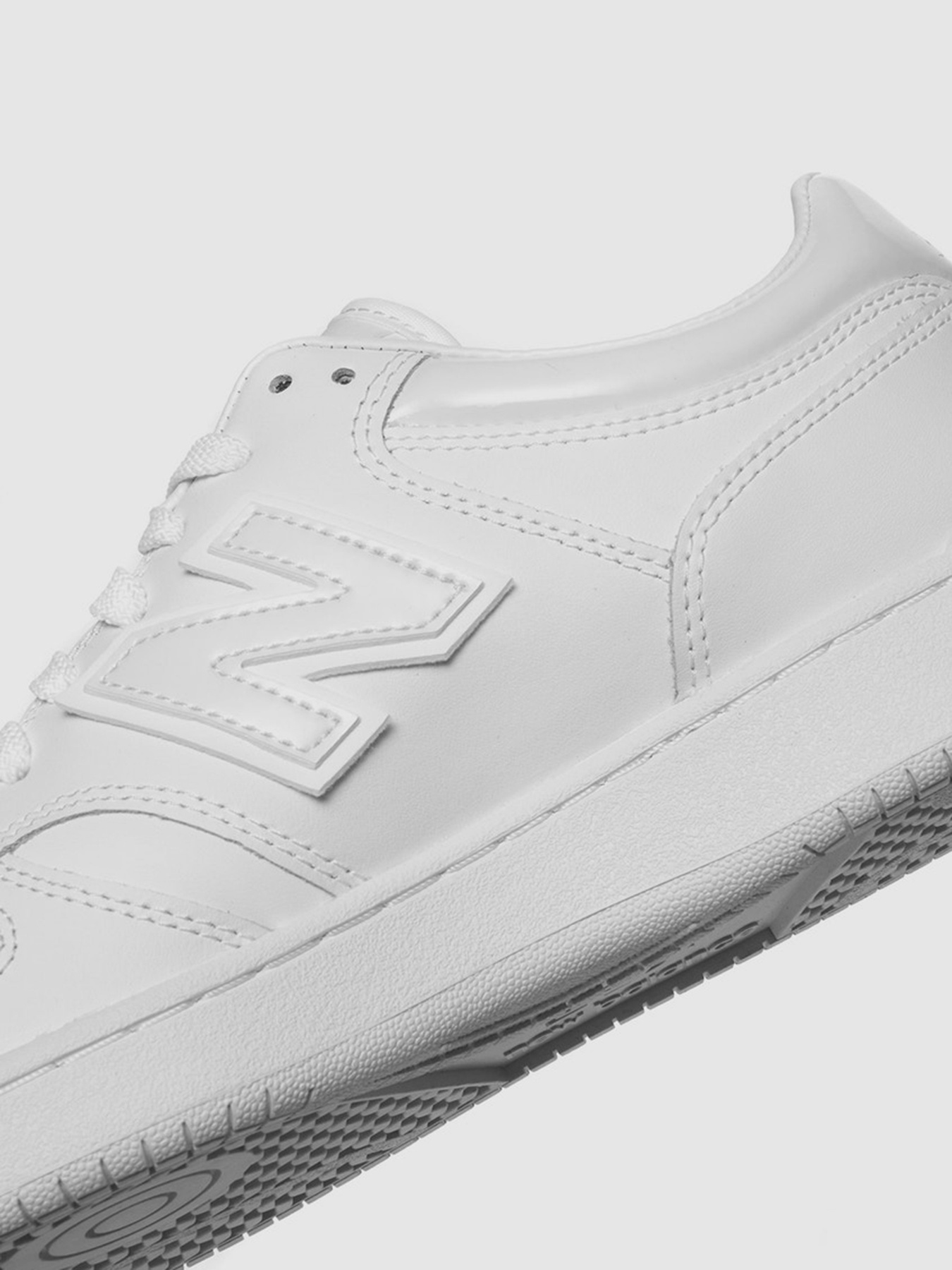 Кеды низкие New Balance BB480 модель BB480LWW Фото