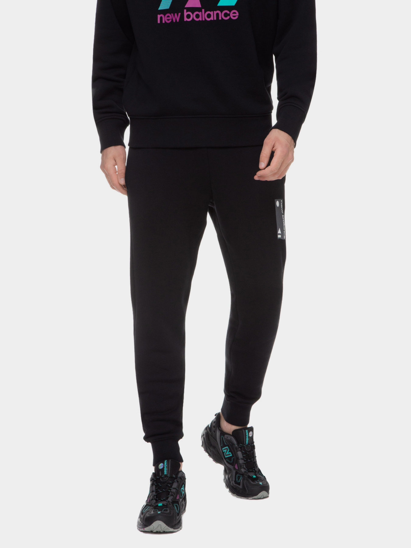 Штаны спортивные New Balance Essentials Terrain модель MP03521BK Фото