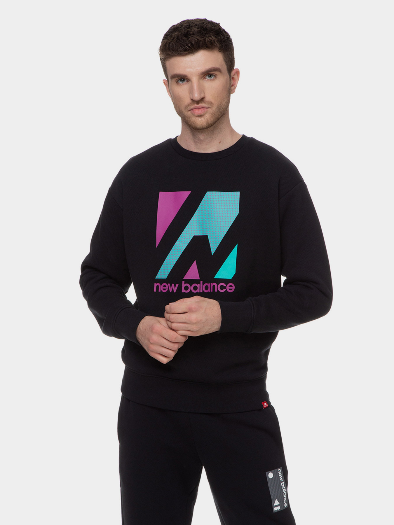 Світшот New Balance Essentials Terrain модель MT03537BK Фото