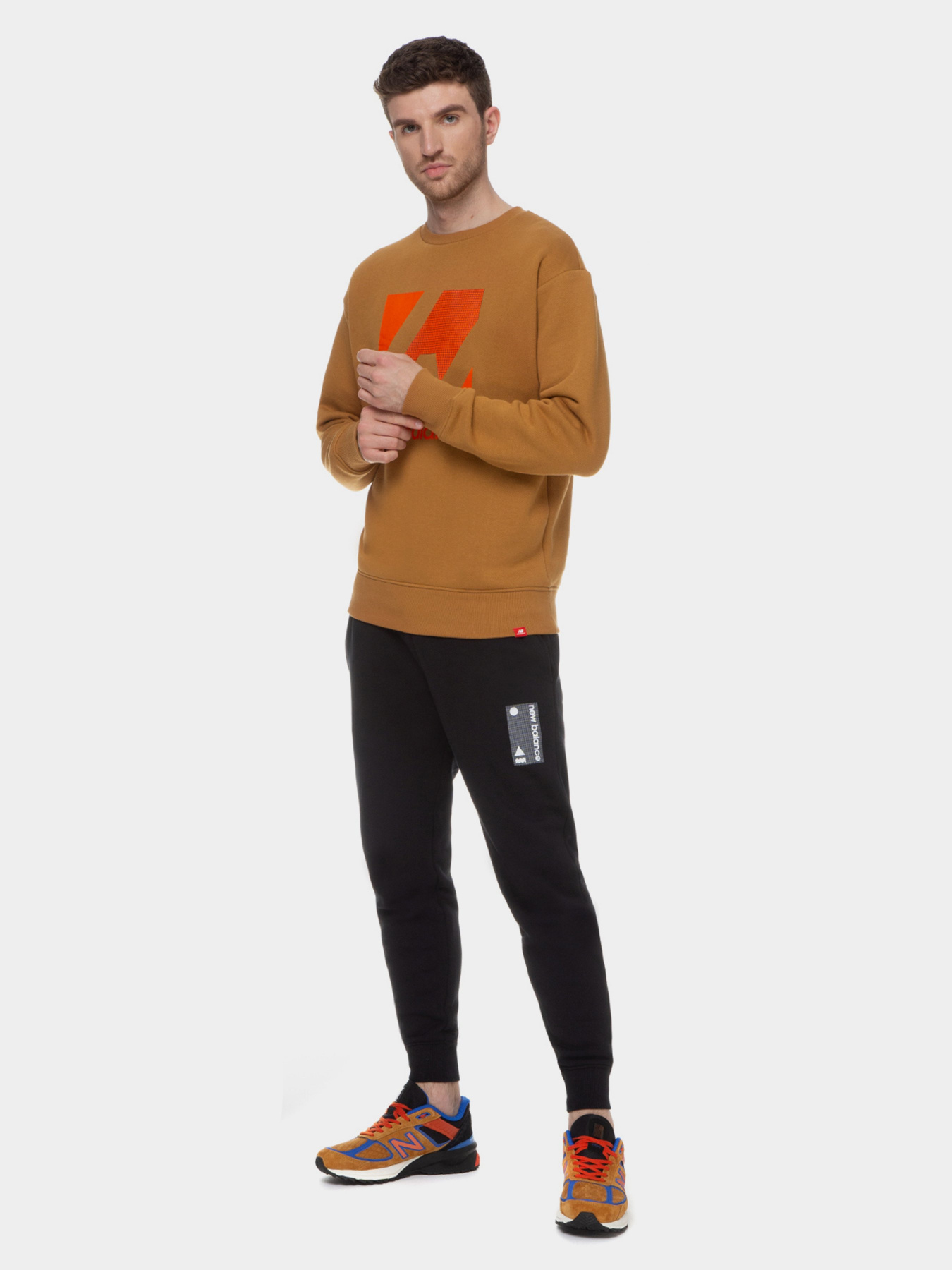 Свитшот New Balance Essentials Terrain модель MT03537WWK Фото