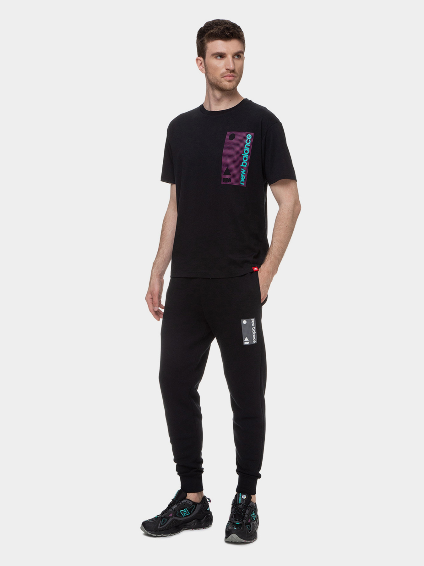 Футболки і поло New Balance Essentials Teerain модель MT03553BK Фото