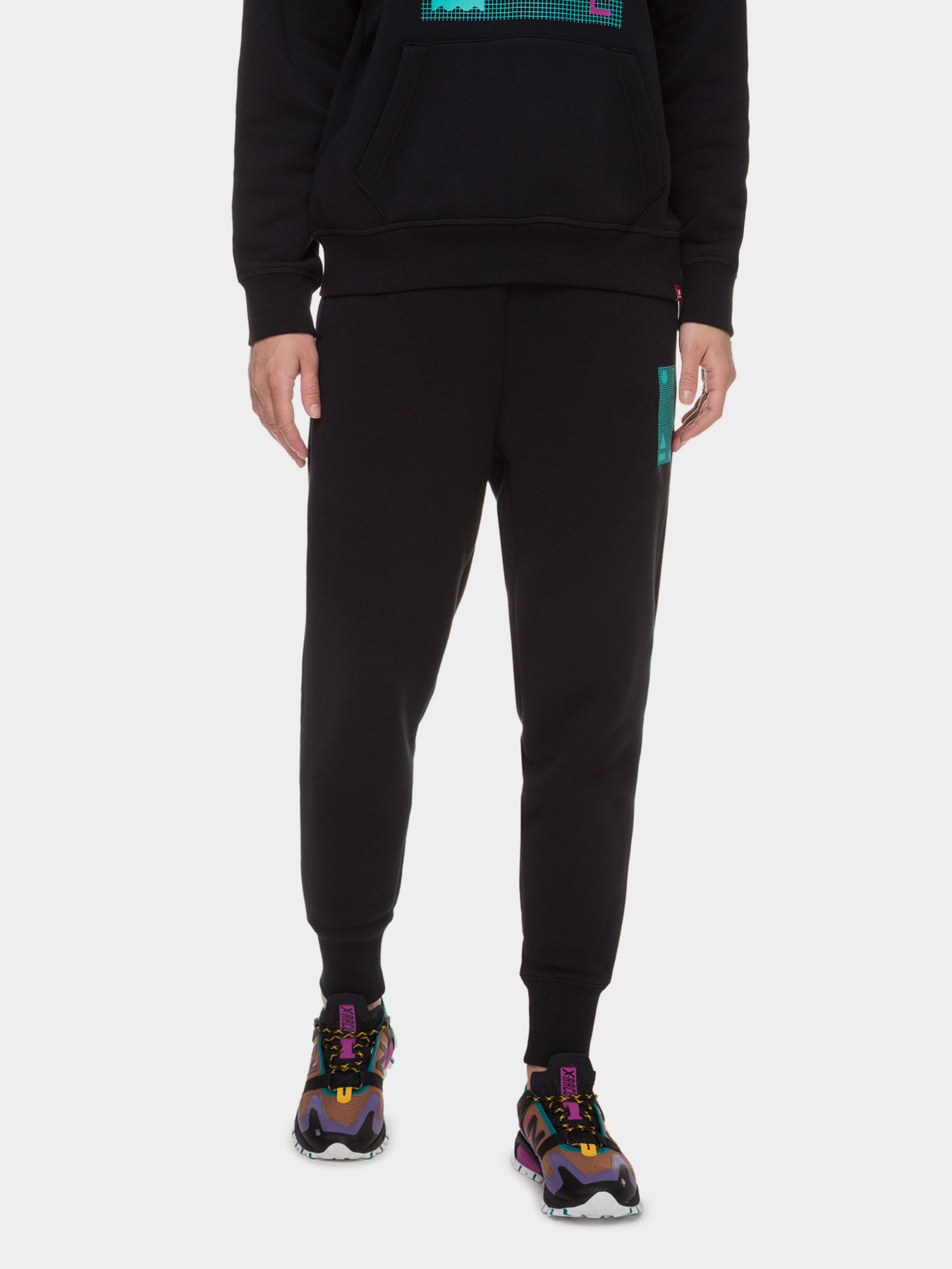 Штаны спортивные New Balance Essentials Terrain модель WP03519BK Фото