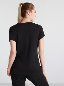 Футболка New Balance Essentials модель WT03816BK Фото