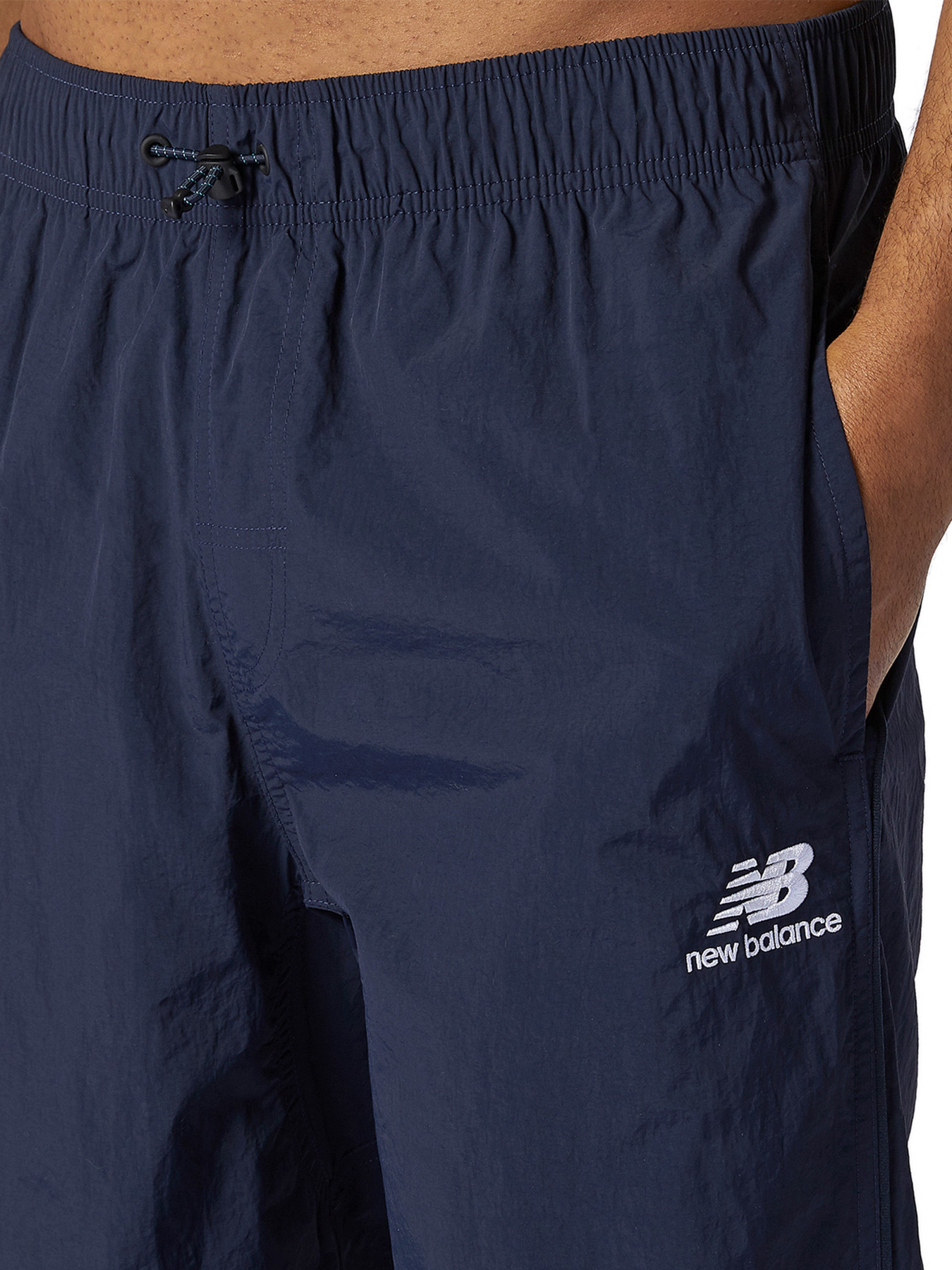 Штаны спортивные New Balance Athletics Wind модель MP11500ECL Фото