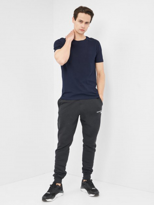 Штаны спортивные New Balance Classic CF модель MP03904BK Фото