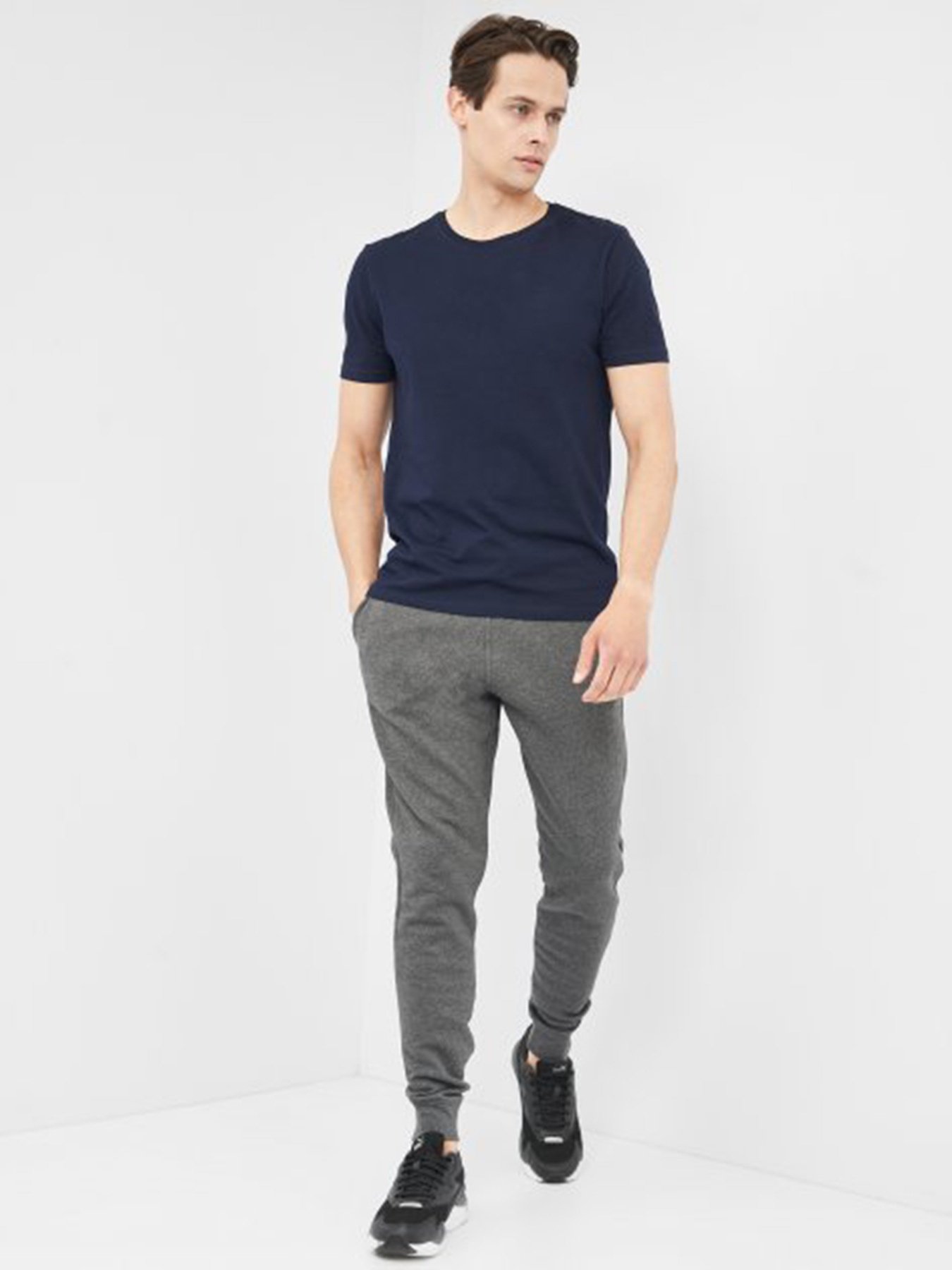 Штаны спортивные New Balance Classic CF модель MP03904HC Фото