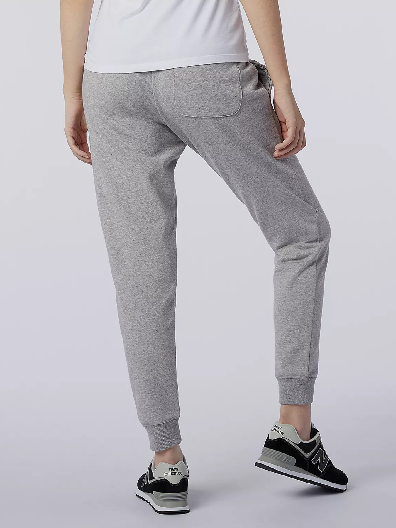 Штаны спортивные New Balance Essential Stack Logo модель MP11507AG Фото