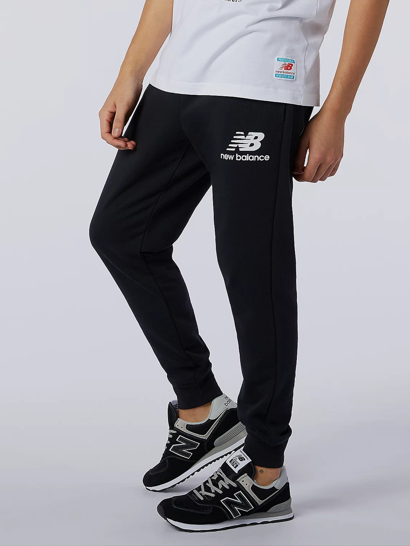 Штаны спортивные New Balance Essential Stack Logo модель MP11507BK Фото