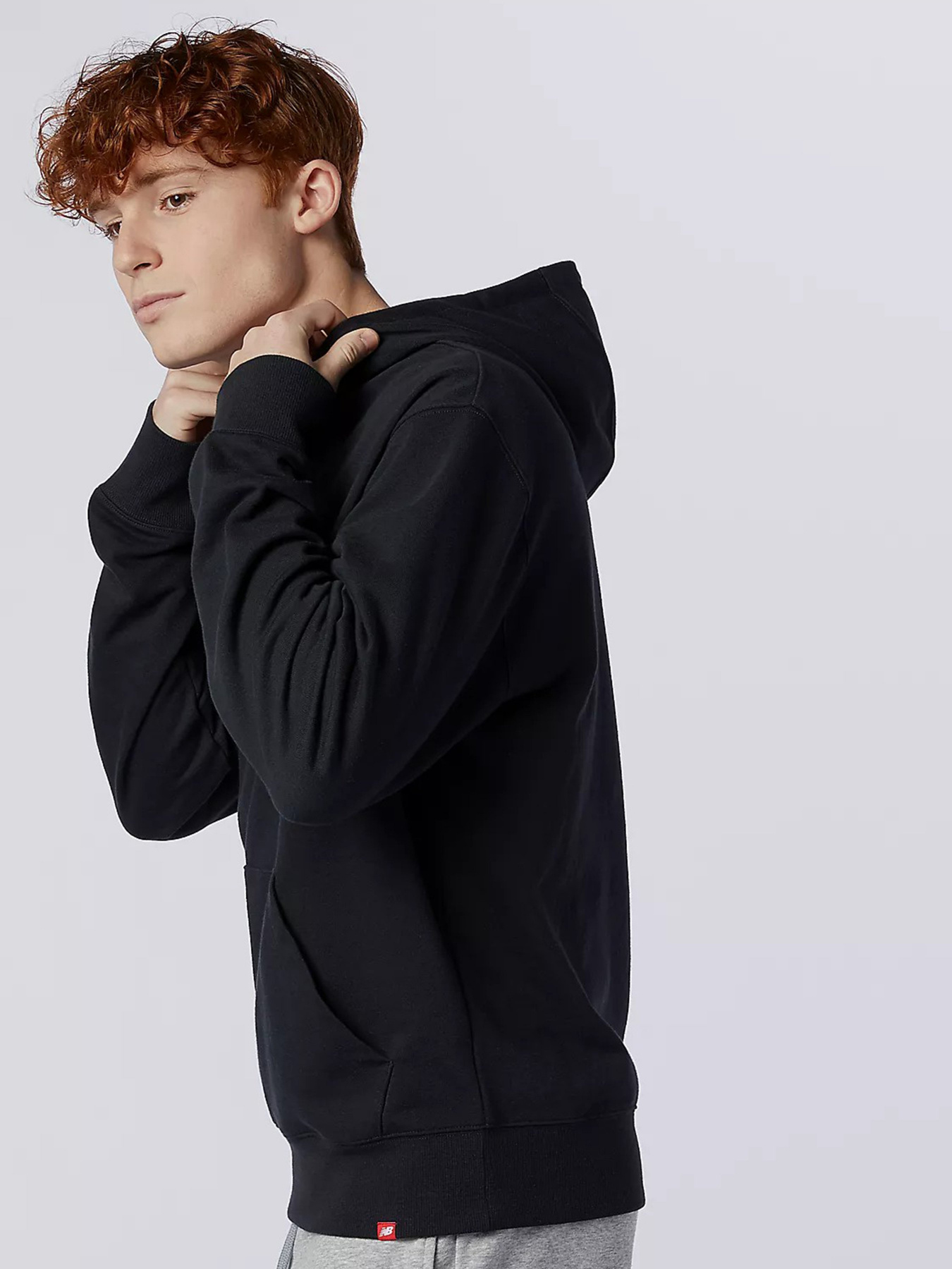 Худі New Balance Essentials Embroidered модель MT11550BK Фото