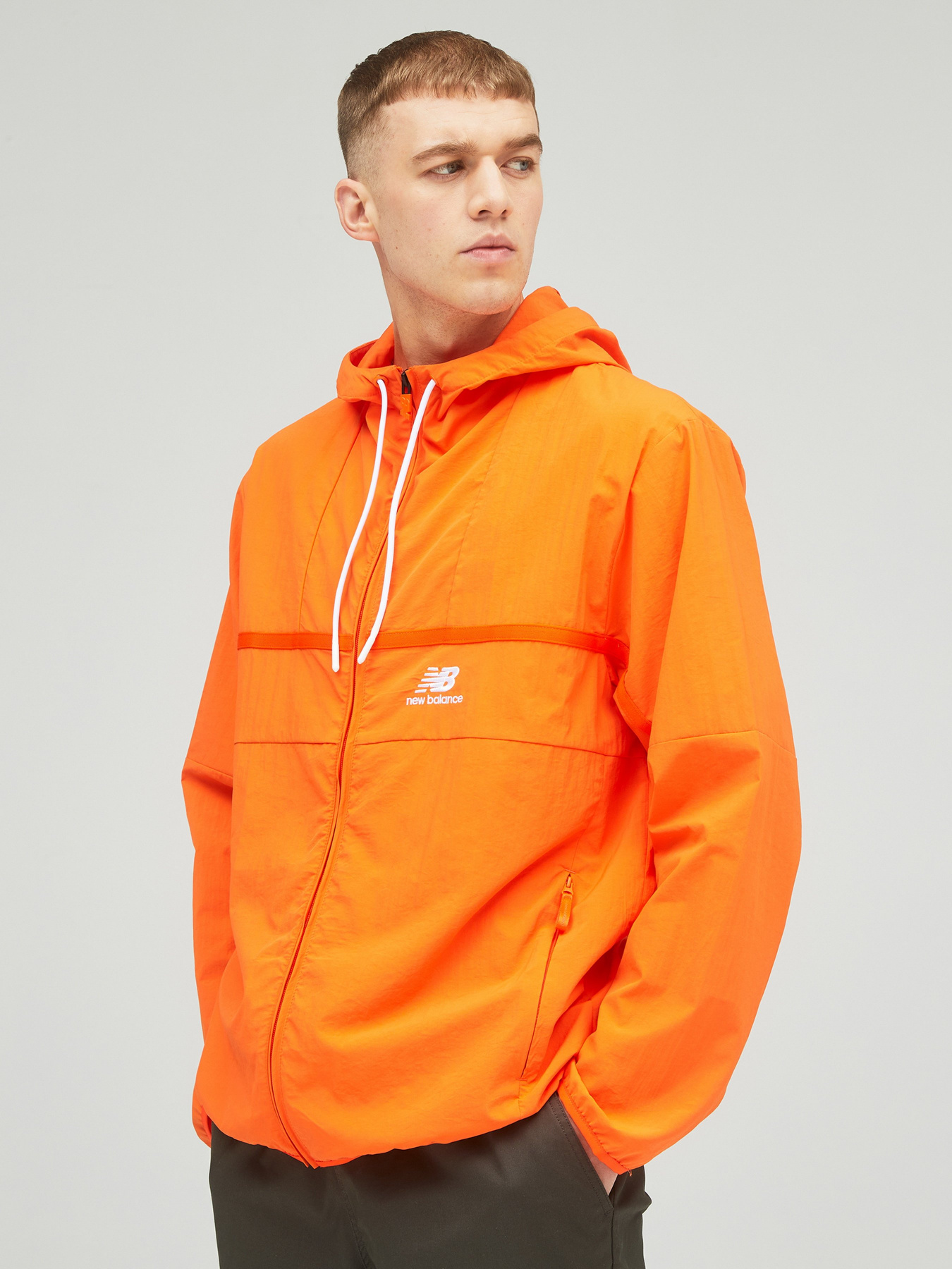 Вітровка New Balance Athletics модель MJ21500POP Фото