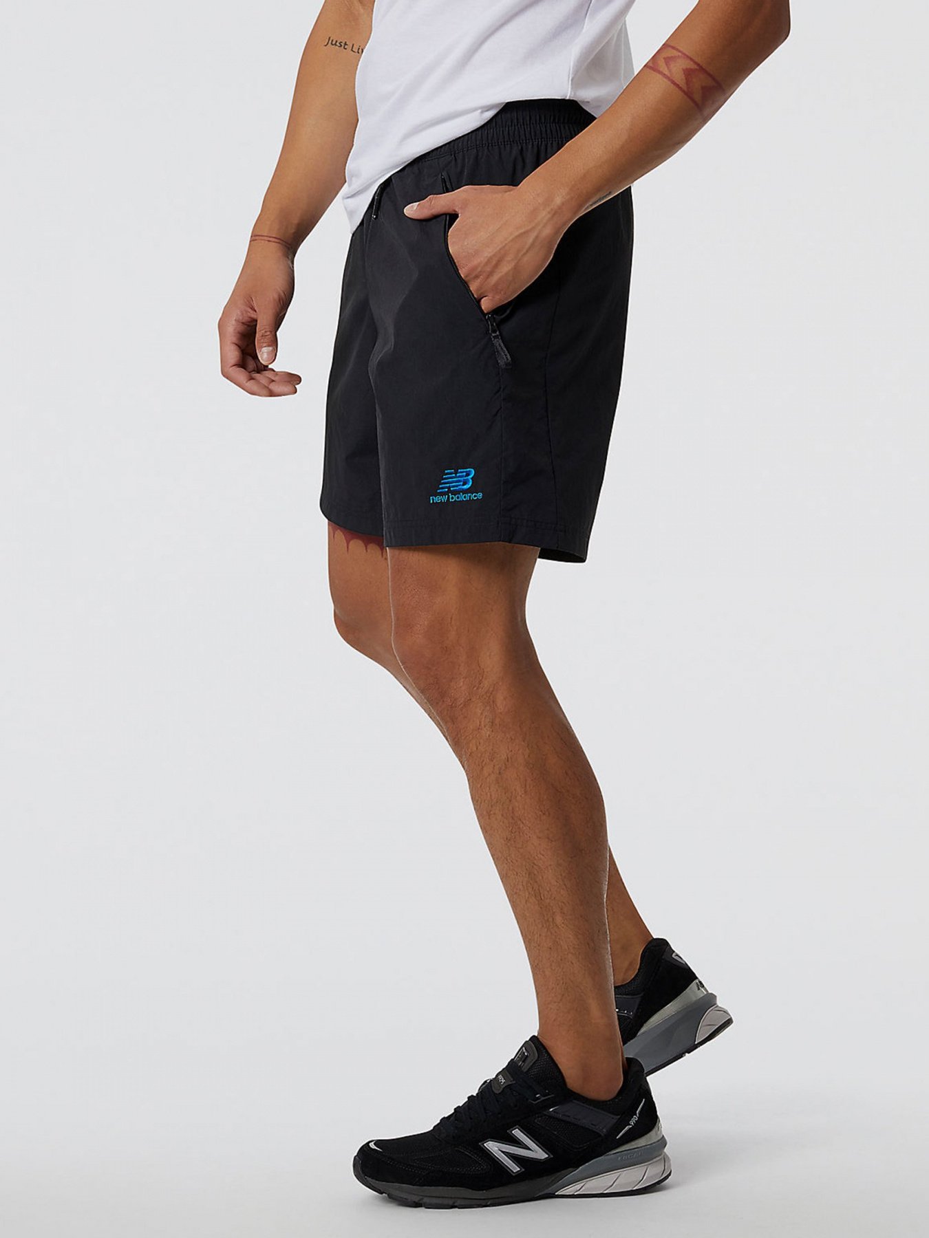 Шорти New Balance Athletics Wind модель MS21500BK Фото