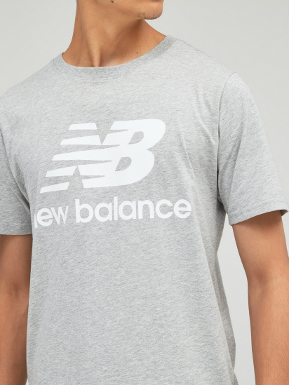 Футболка New Balance Essentials Stacked Logo модель MT01575AG — фото 3 - INTERTOP