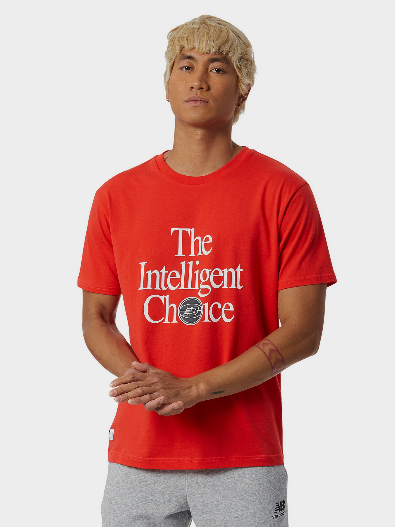 Футболка New Balance Hoops Essential модель MT13586ENR Фото