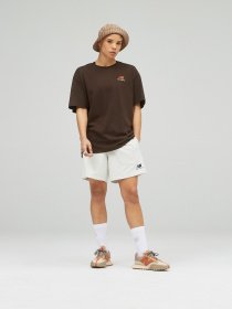 Футболка спортивная New Balance Classic Logo модель UT21503RHE Фото