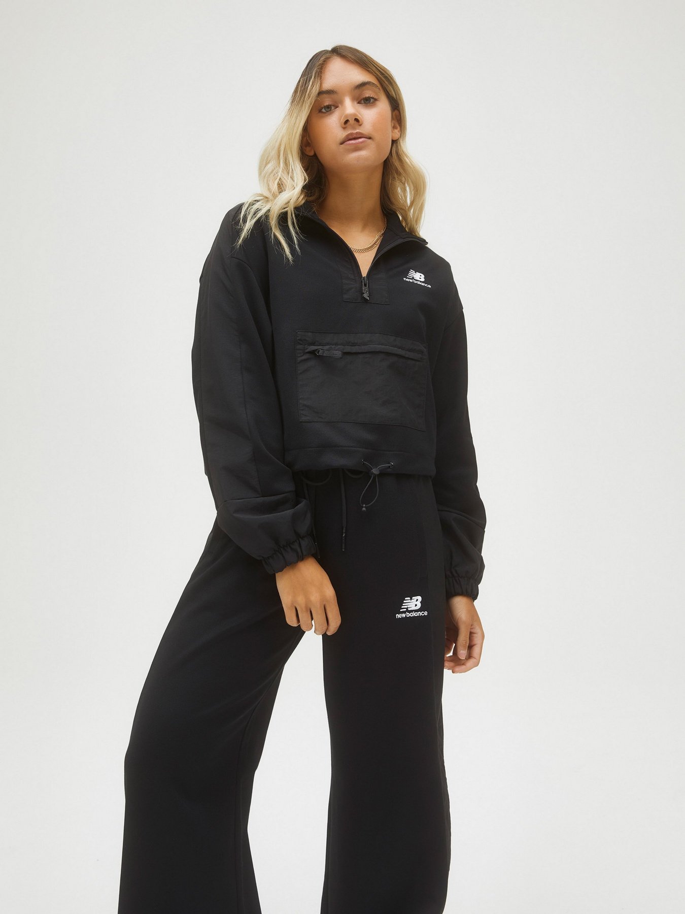 Штаны спортивные New Balance Athletics модель WP21502BK Фото