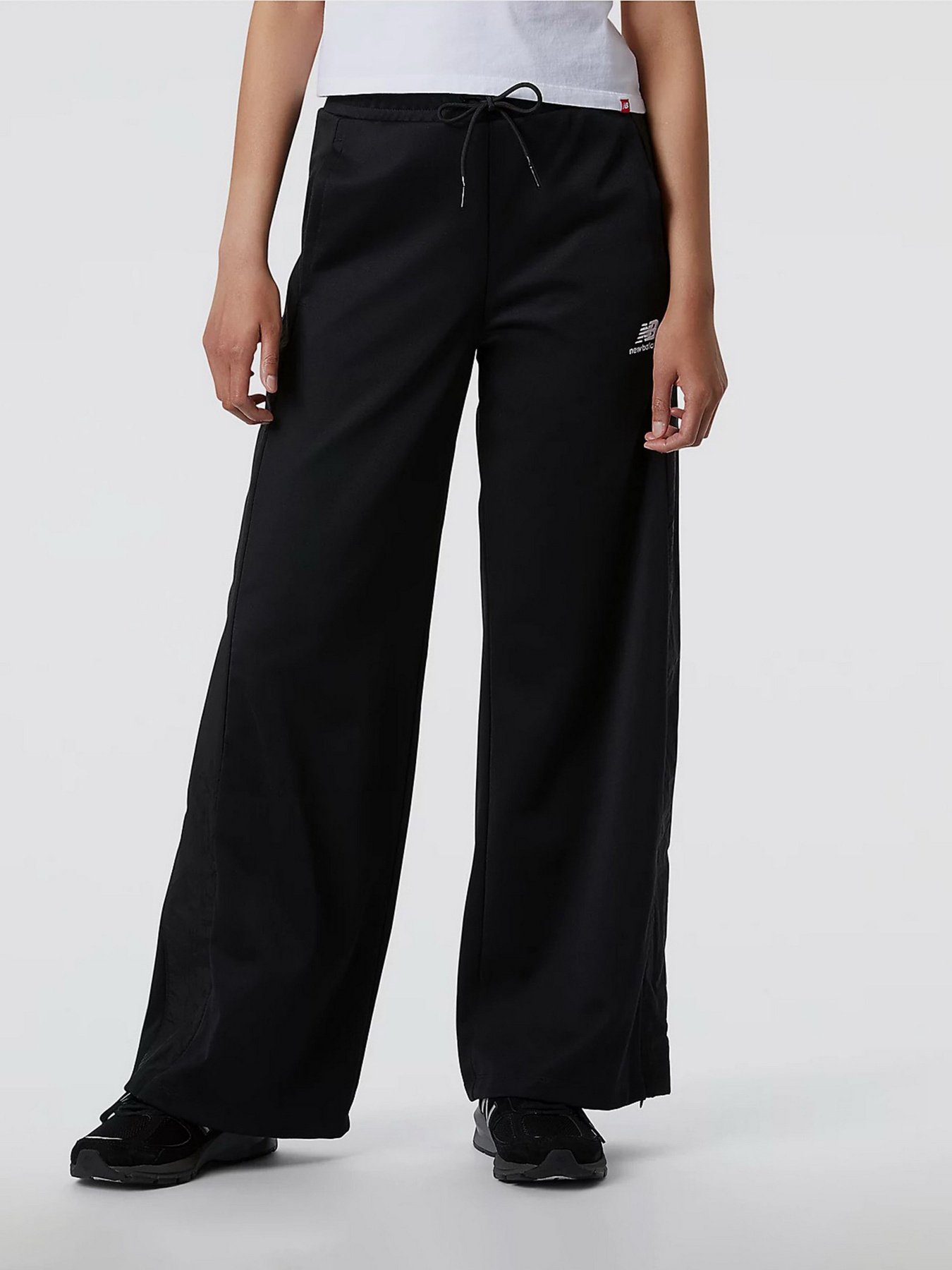 Штаны спортивные New Balance Athletics модель WP21502BK Фото