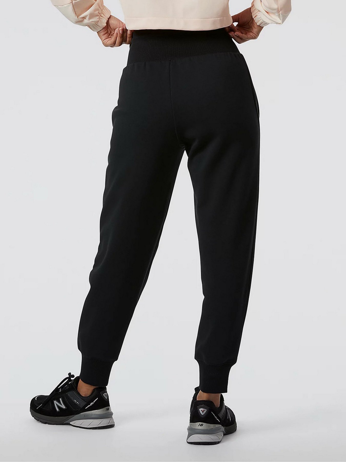 Штаны спортивные New Balance Athletics Amplified Fleece модель WP21503BK Фото