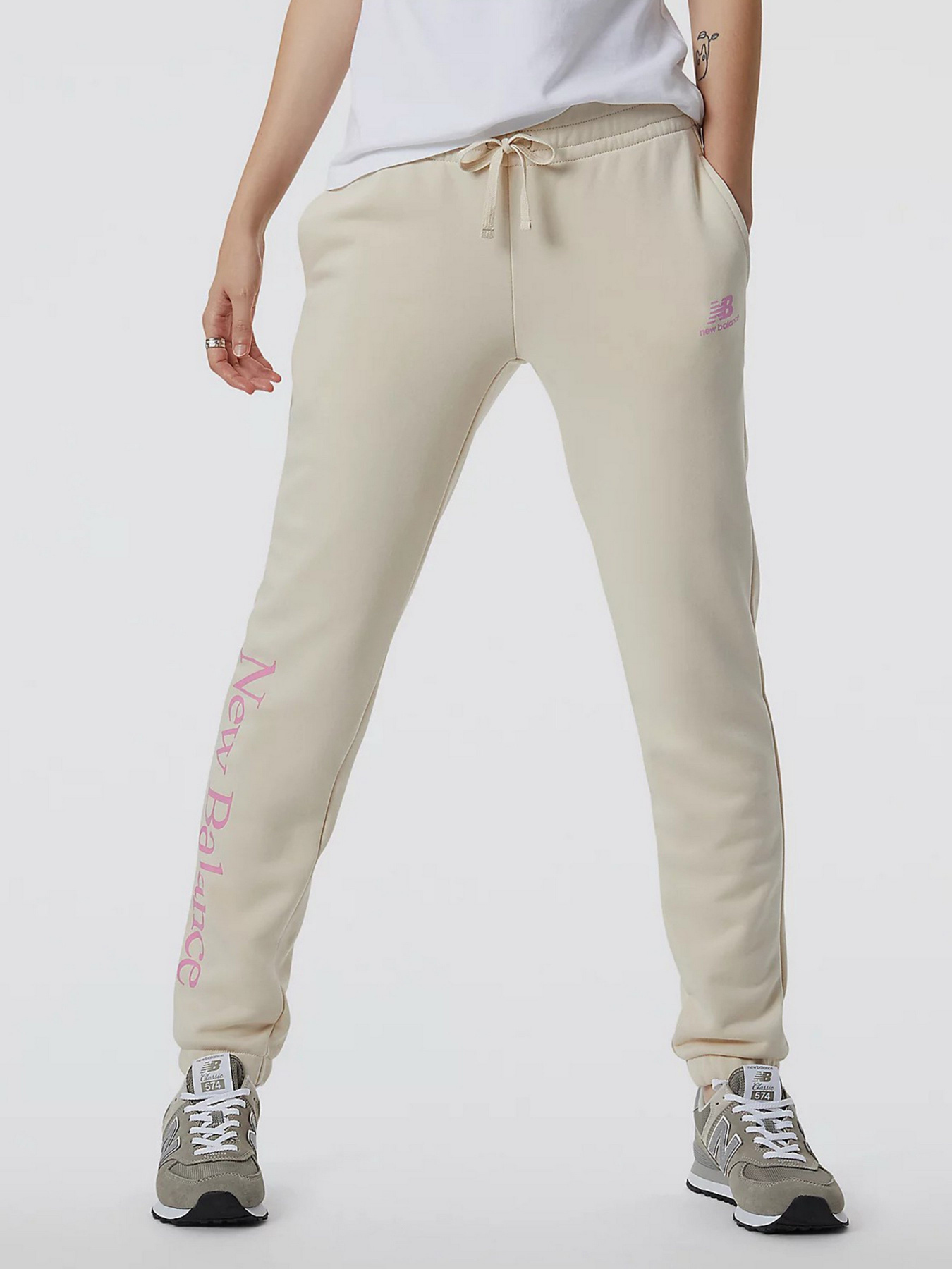 Штаны спортивные New Balance Essentials Celebrate Fleece модель WP21508CTU Фото