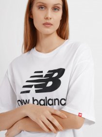 Футболка New Balance Essentials модель WT03519WK Фото