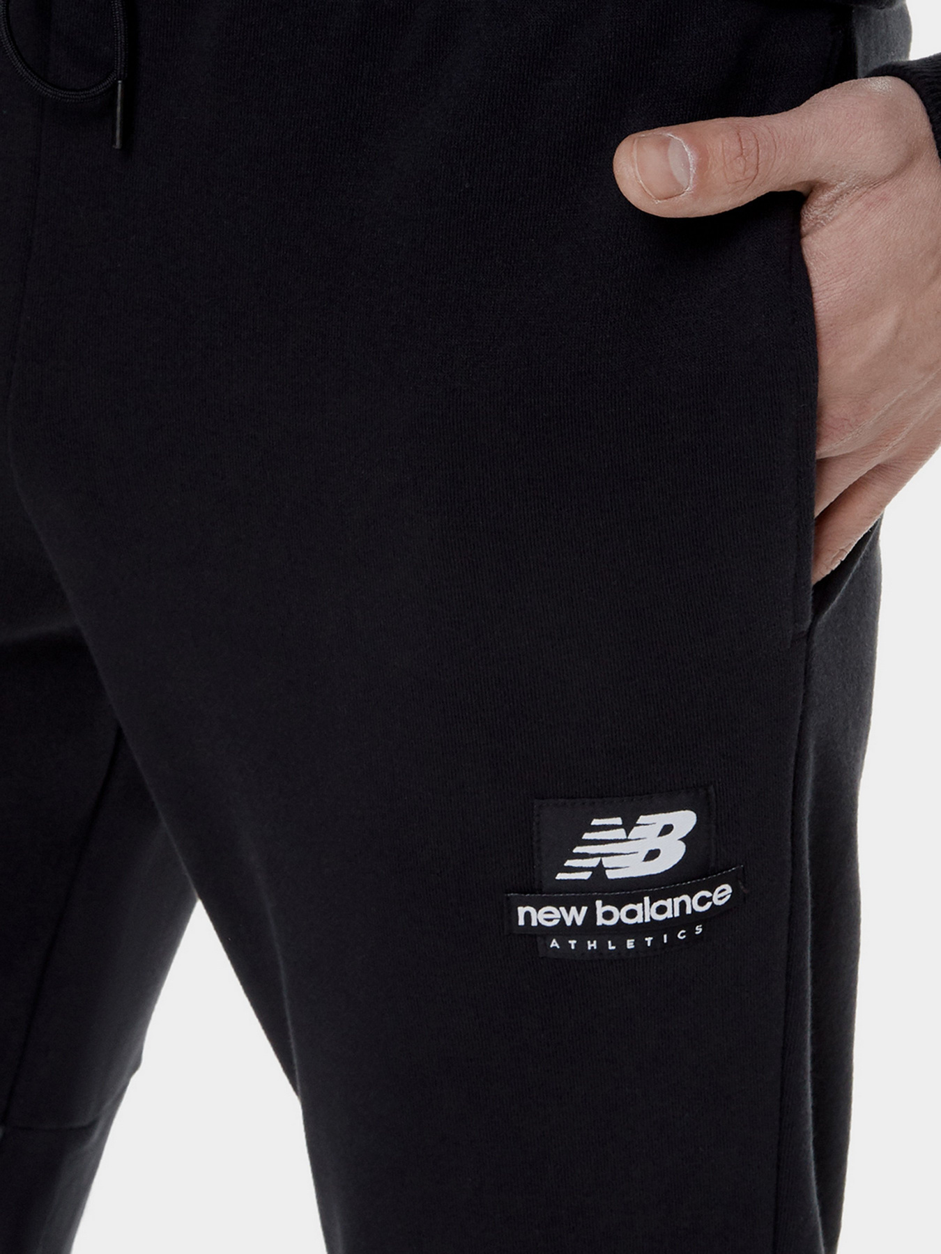 Штаны спортивные New Balance Athletics Renew Askew модель MP21550BK Фото