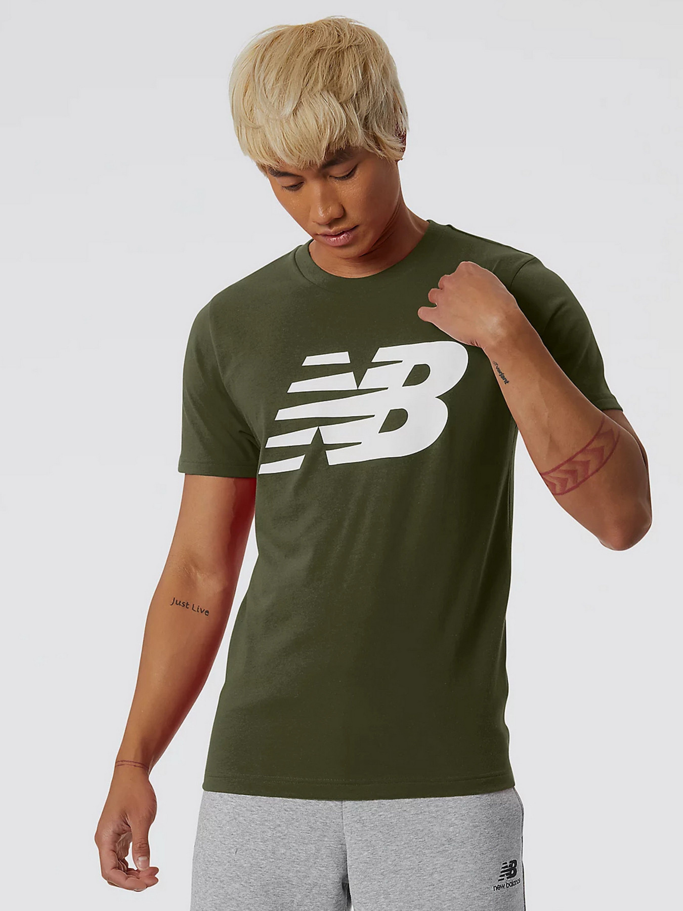 Футболка New Balance Classic модель MT03919ARG Футболка New Balance Classic модель MT03919ARG Фото