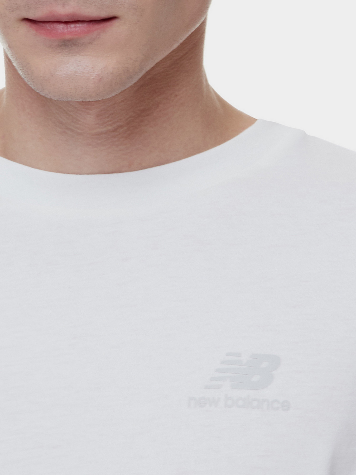 Лонгслів New Balance Ess Celebrate модель MT21514WT Лонгслів New Balance Ess Celebrate модель MT21514WT Фото