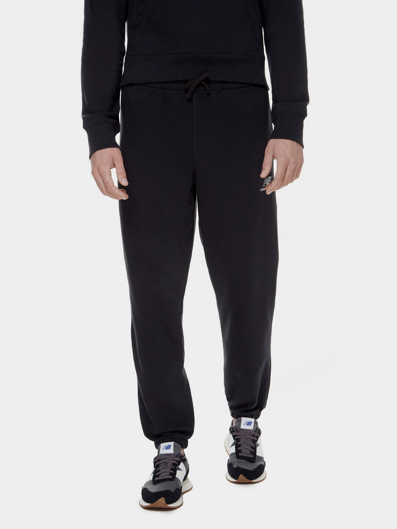 Штаны спортивные New Balance Essentials модель UP21500BK Фото