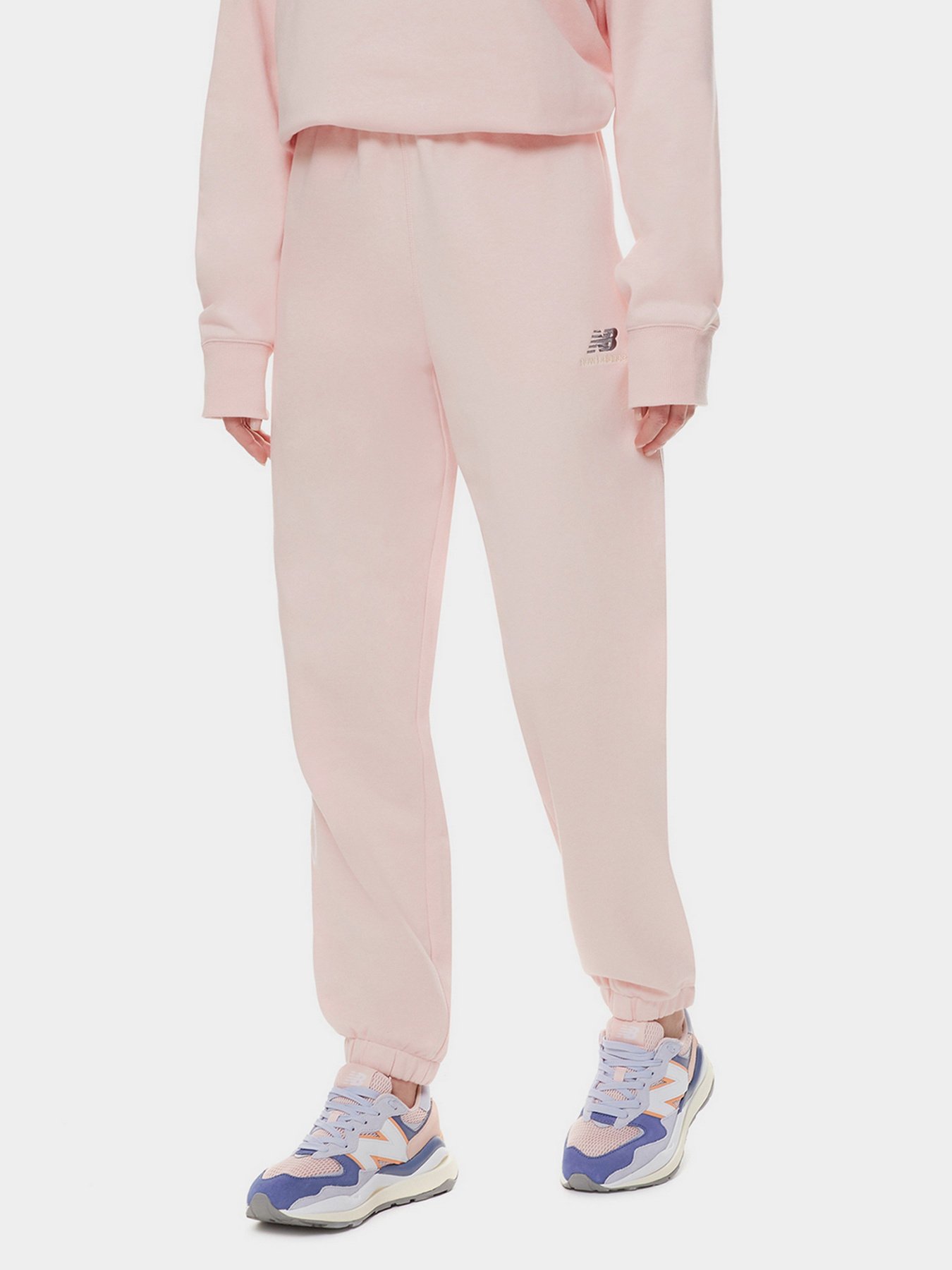 Штаны спортивные New Balance Essentials модель UP21500PIE Фото