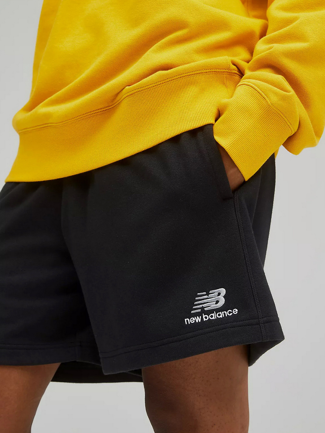 Шорти New Balance Essentials модель US21500BK Фото