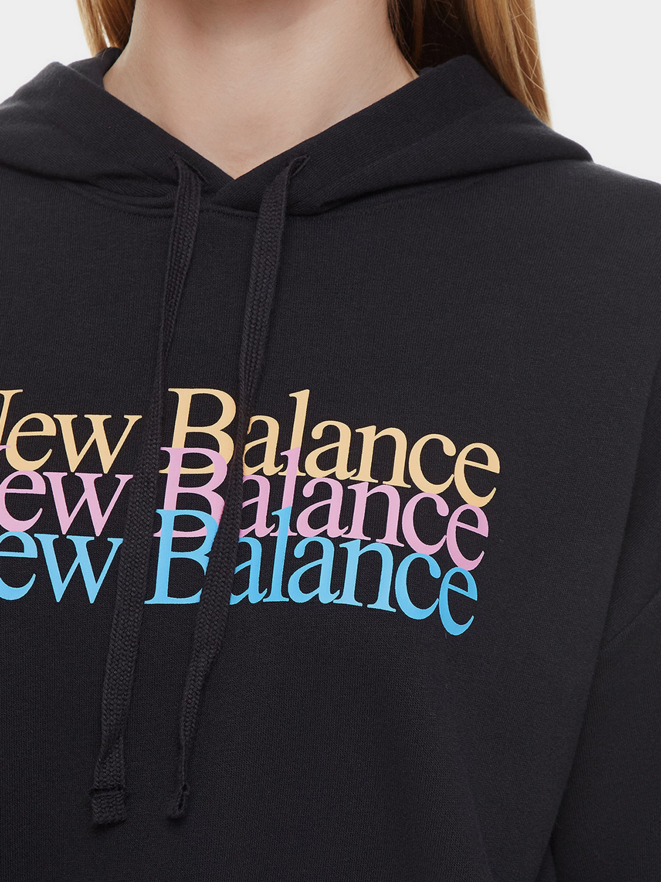 Худи New Balance Essentials Celebrate модель WT21509BK Фото