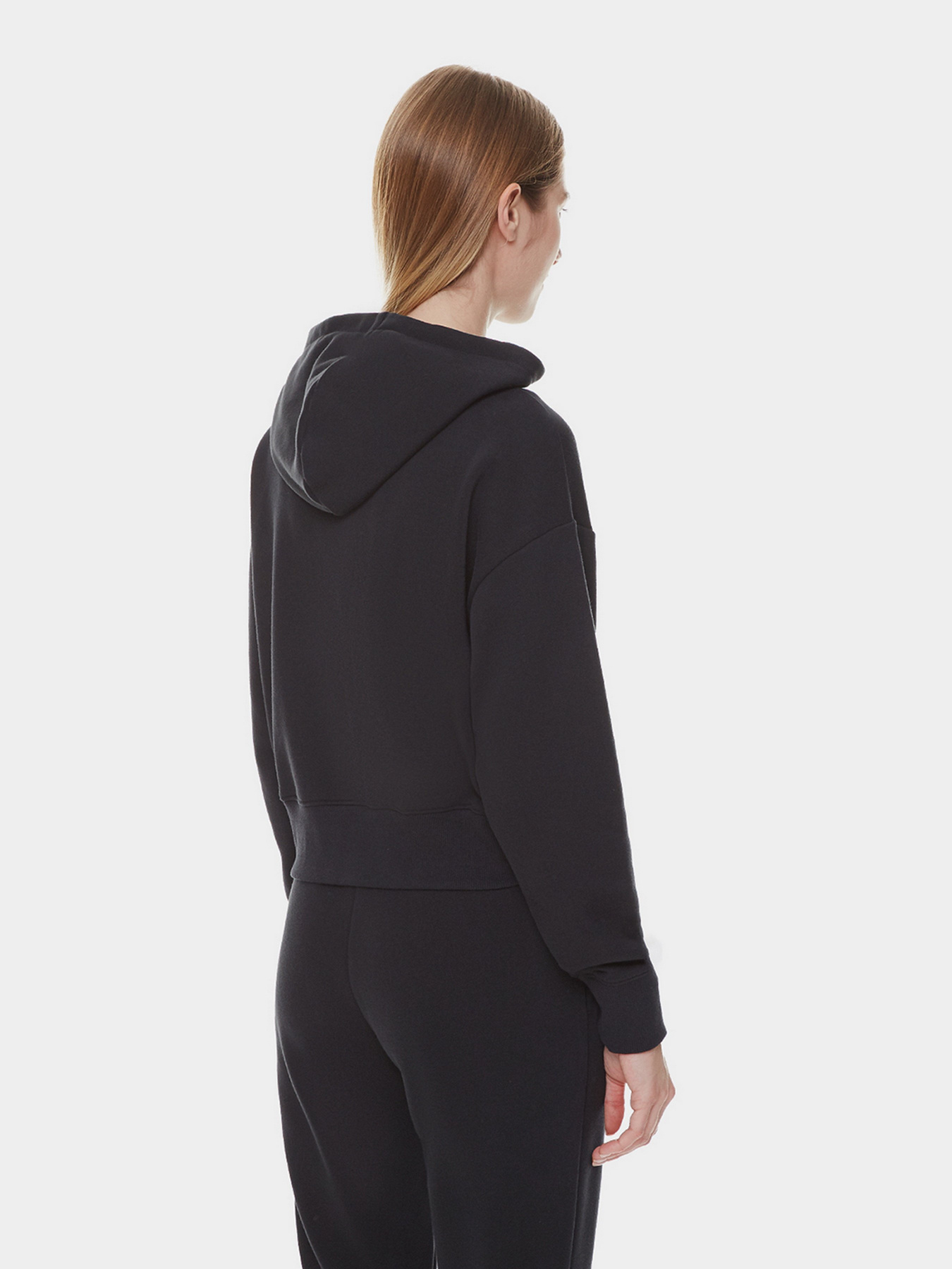 Худи New Balance Essentials Celebrate модель WT21509BK Фото