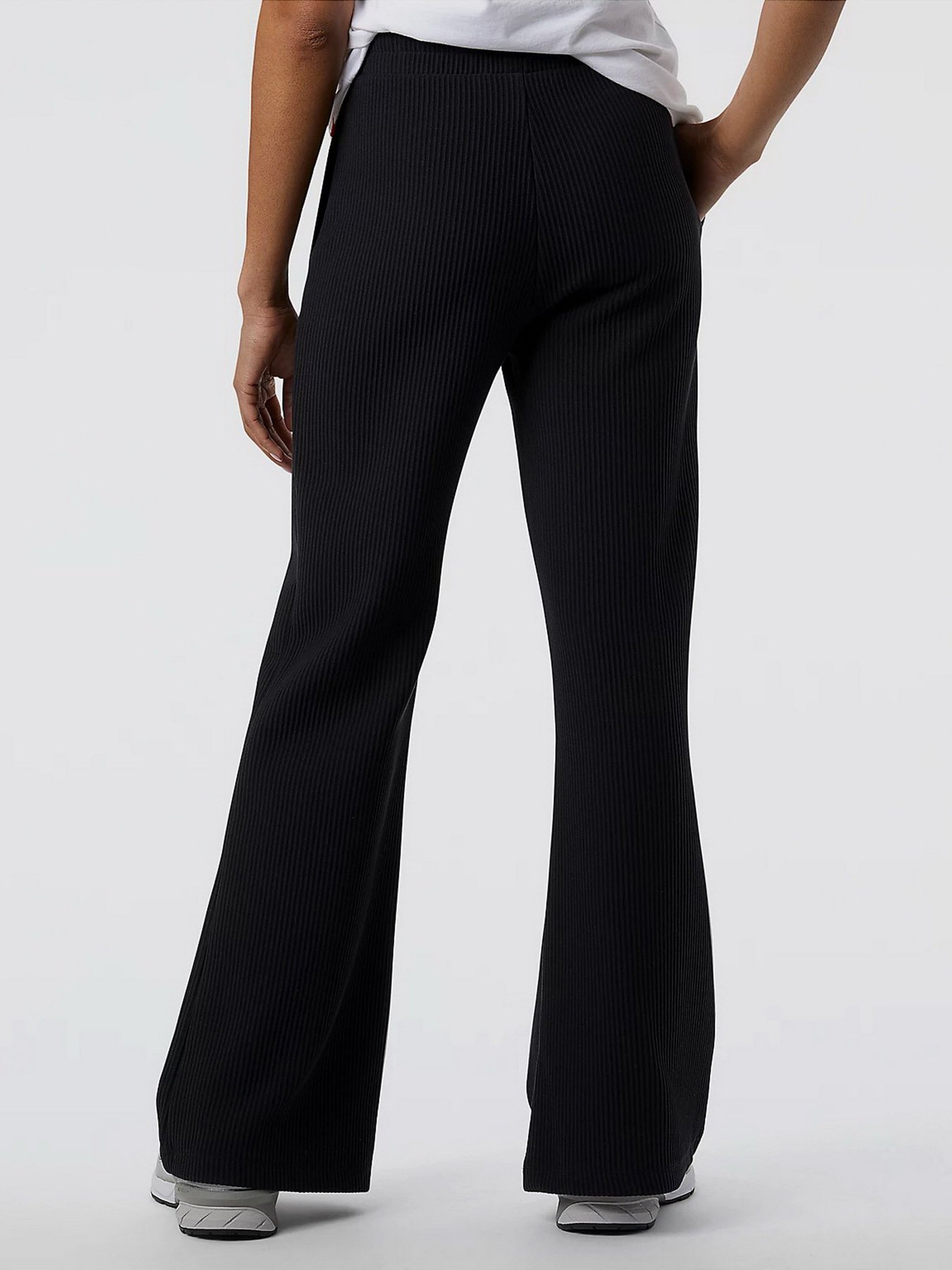 Спортивні штани New Balance Athletics Track модель WP23502BK Фото