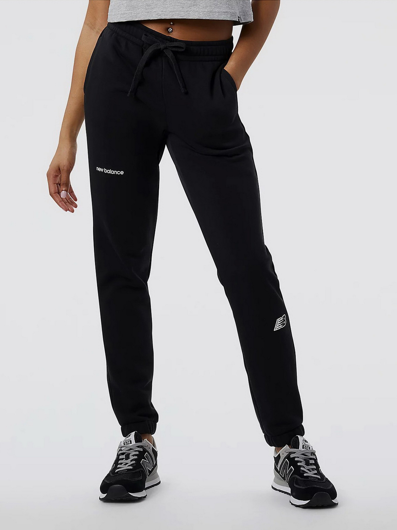 Спортивні штани New Balance Essentials модель WP23508BK Фото