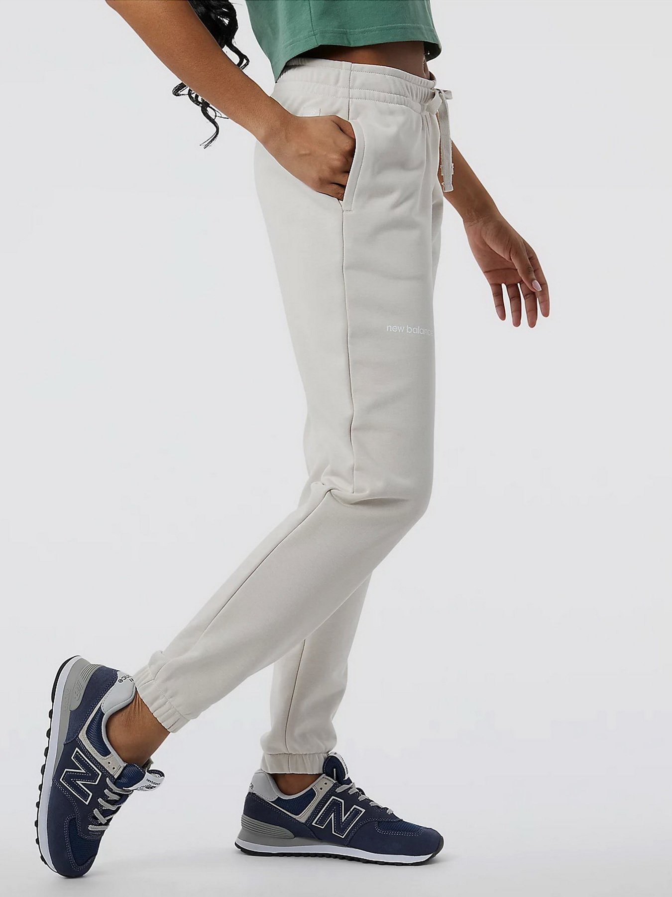 Спортивні штани New Balance Essentials модель WP23508MBM Фото