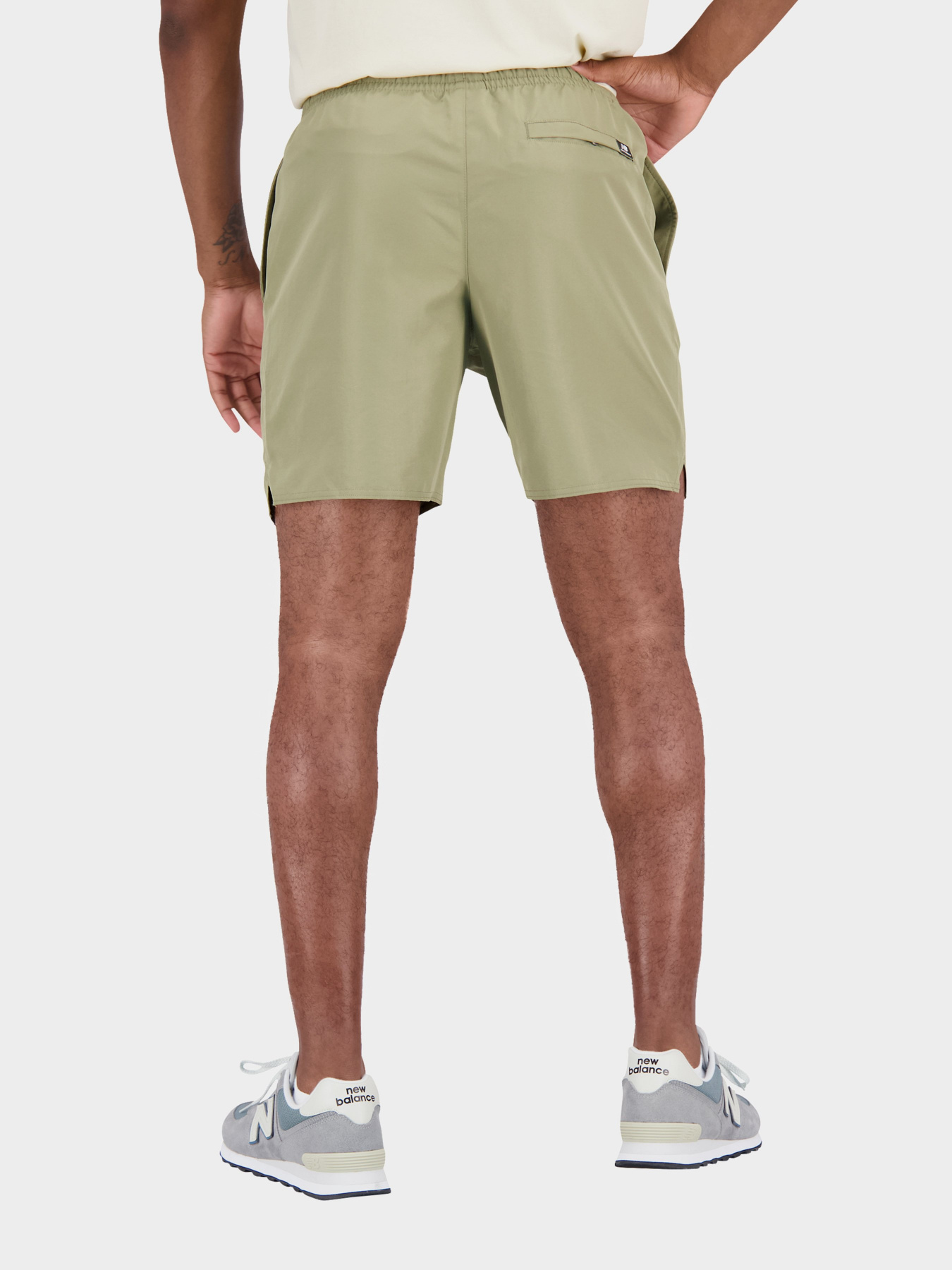Шорты New Balance Essentials Reimagined модель MS31519CGN Фото