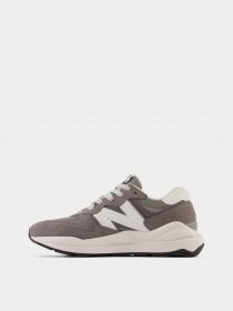 Кросівки повсякденні New Balance 574 модель M5740VPB Кросівки повсякденні New Balance 574 модель M5740VPB Фото