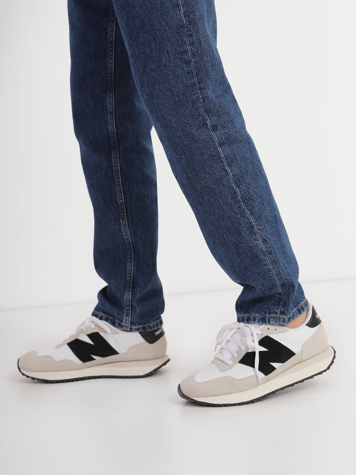 Кроссовки New Balance 237 модель MS237SF Фото