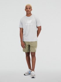 Футболка New Balance Essentials Stacked Logo модель MT31541AG Фото