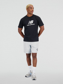 Футболка New Balance Essentials Stacked Logo модель MT31541BK Фото