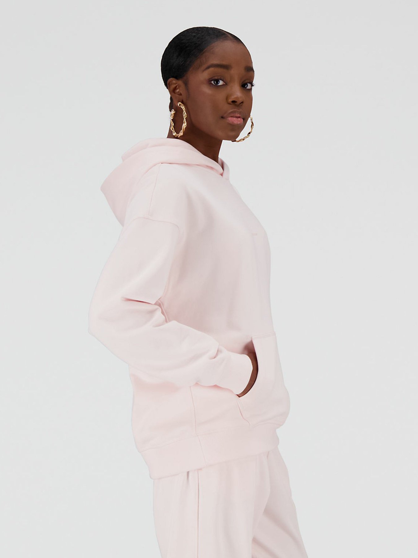 Худі New Balance Nature State модель WT23554WAN Худі New Balance Nature State модель WT23554WAN Фото