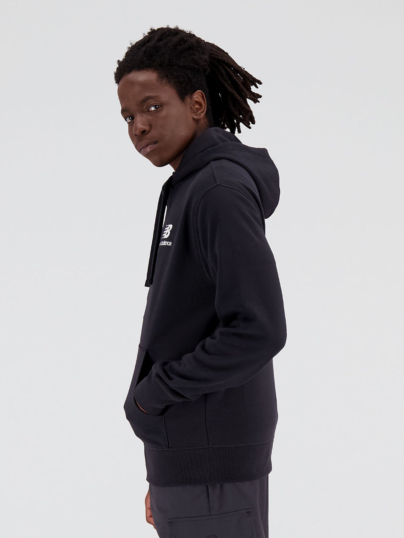 Кофта спортивна New Balance Essentials модель MJ31536BK Фото