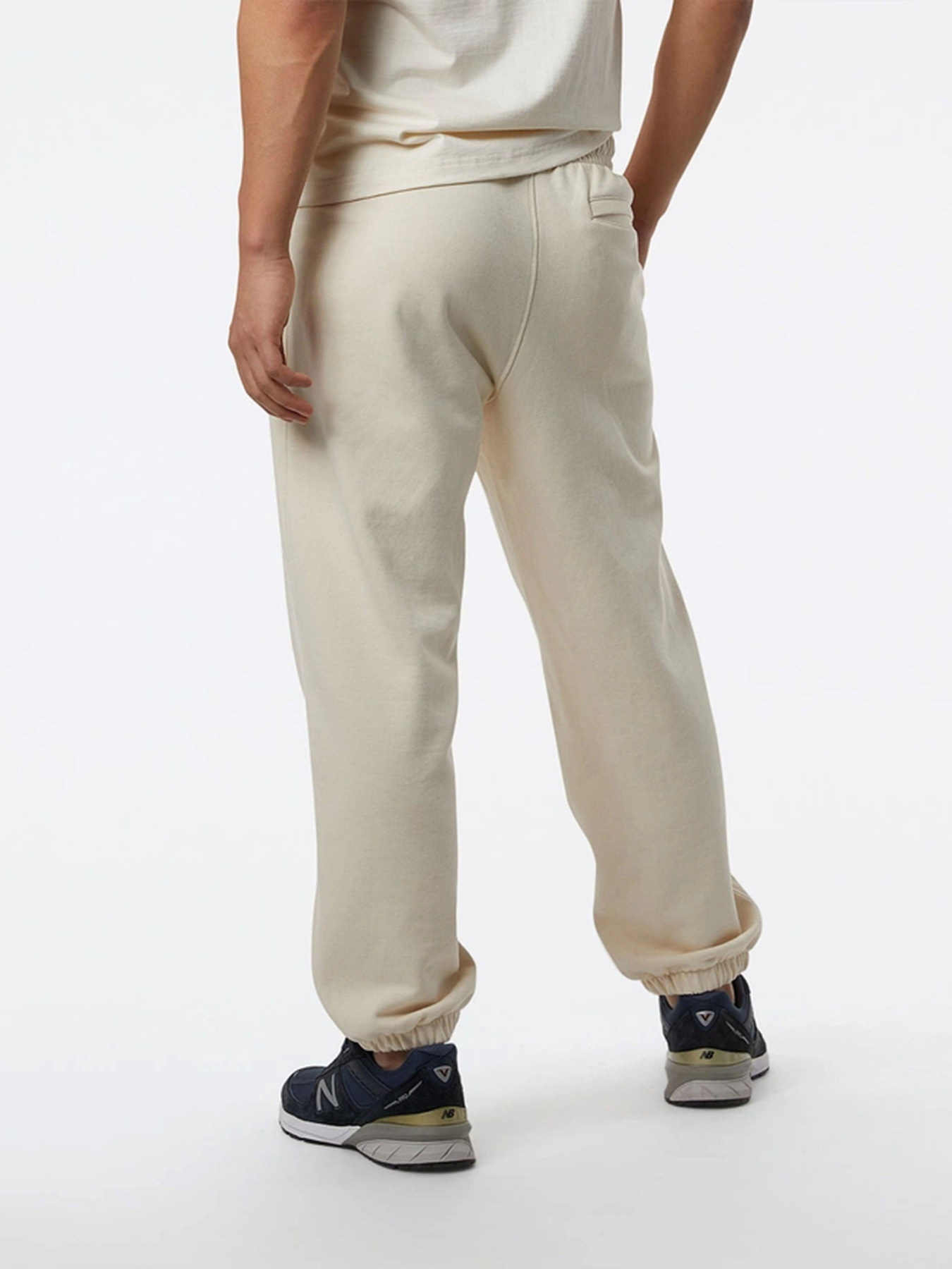 Штаны спортивные New Balance Athletics Nature State модель MP23551GIE Фото