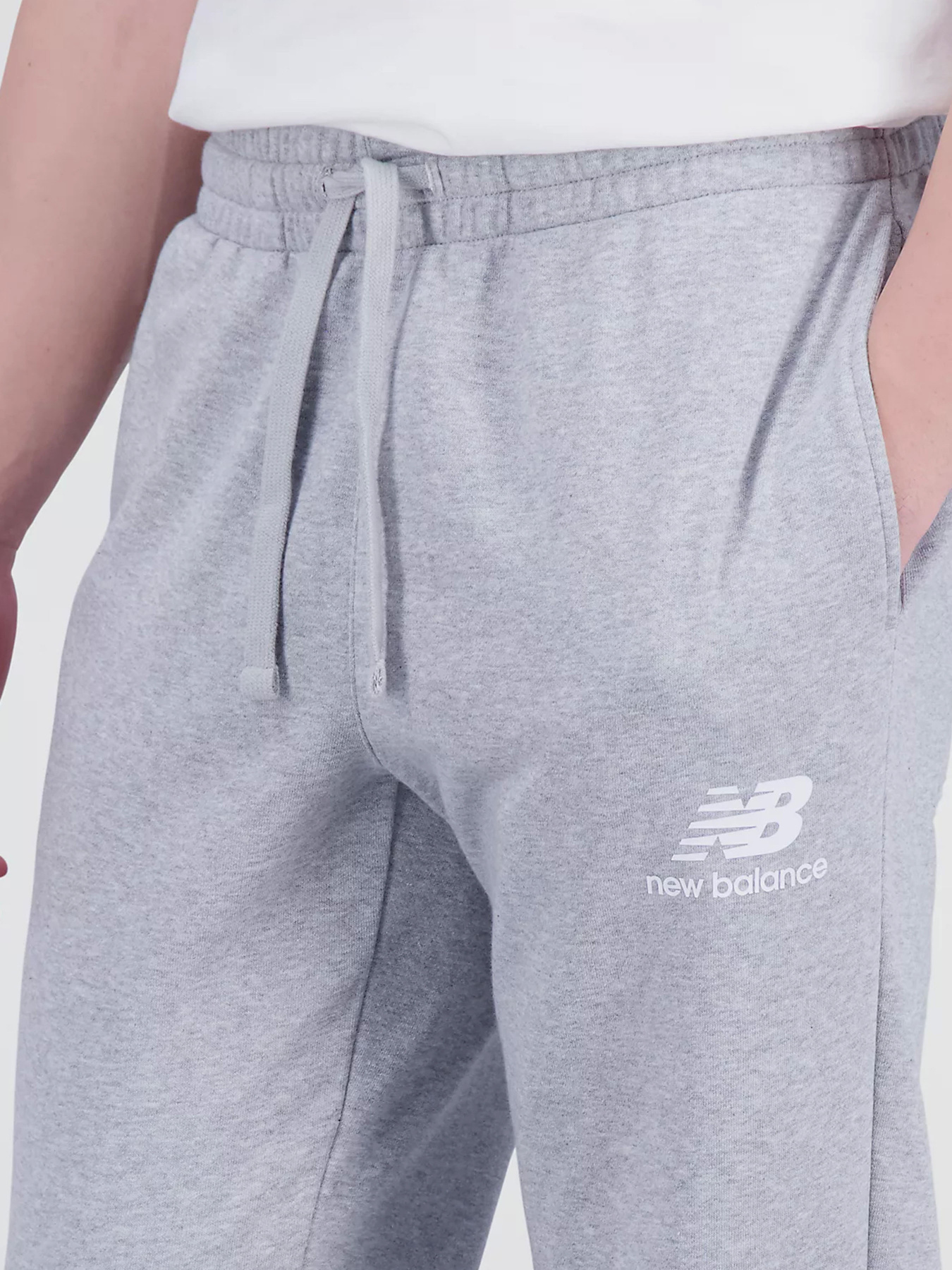 Штаны спортивные New Balance Essentials модель MP31539AG Фото