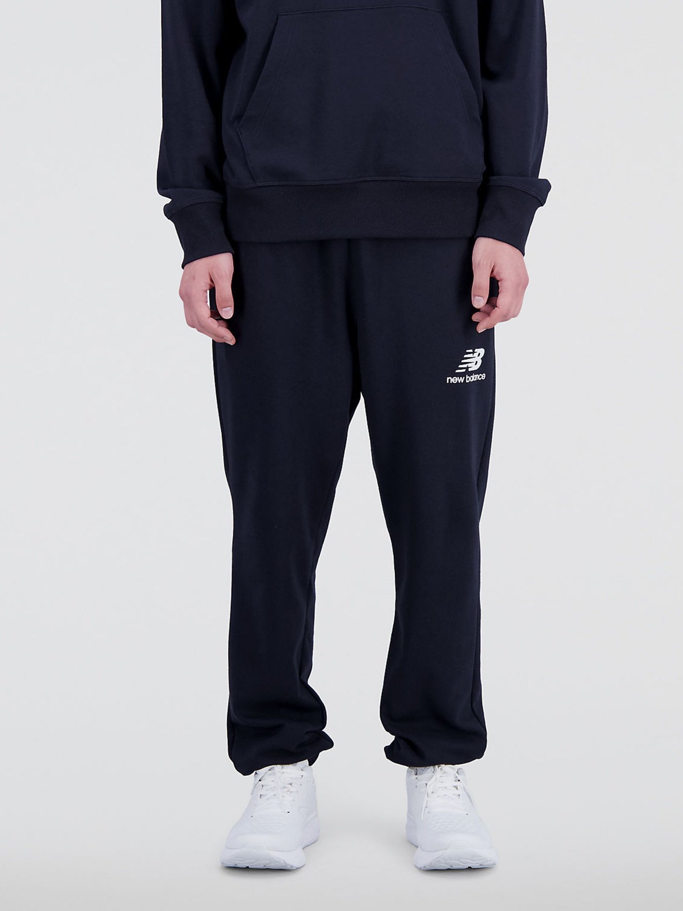 Штаны спортивные New Balance Essentials модель MP31539BK Фото