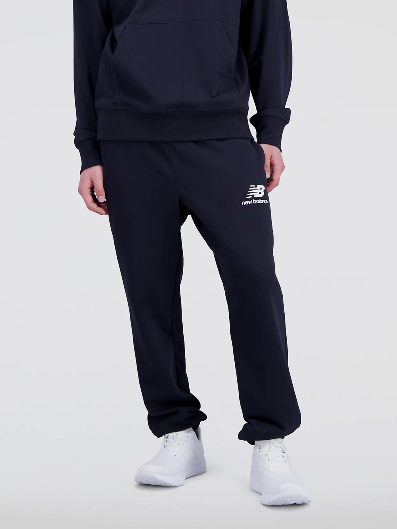 Спортивні штани New Balance Essentials модель MP31539BK Фото