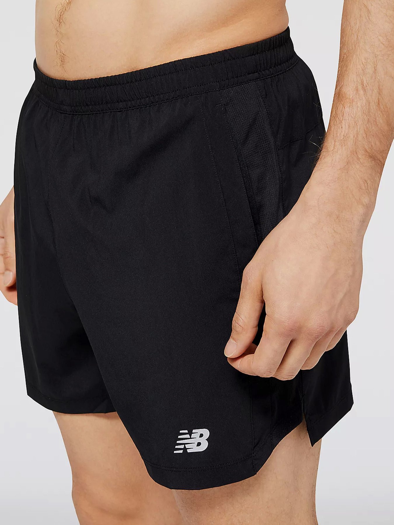 Спортивні шорти New Balance Accelerate 5 In модель MS23228BK Фото