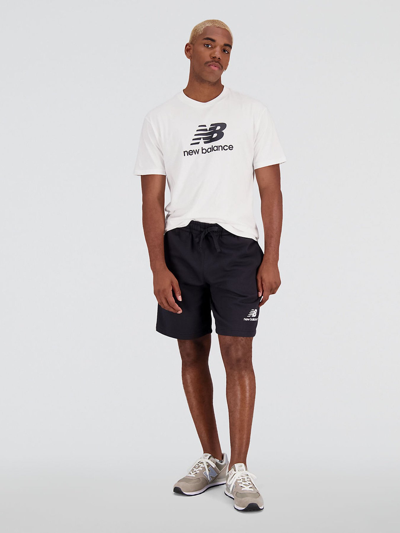 Шорты спортивные New Balance Essentials модель MS31540BK Фото