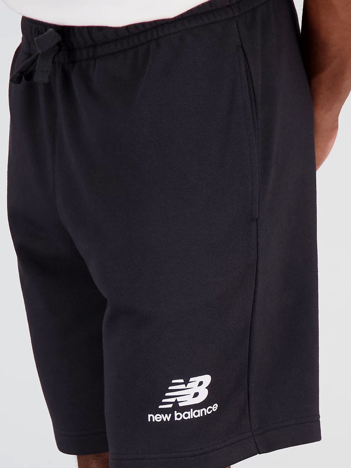 Шорты спортивные New Balance Essentials модель MS31540BK Фото