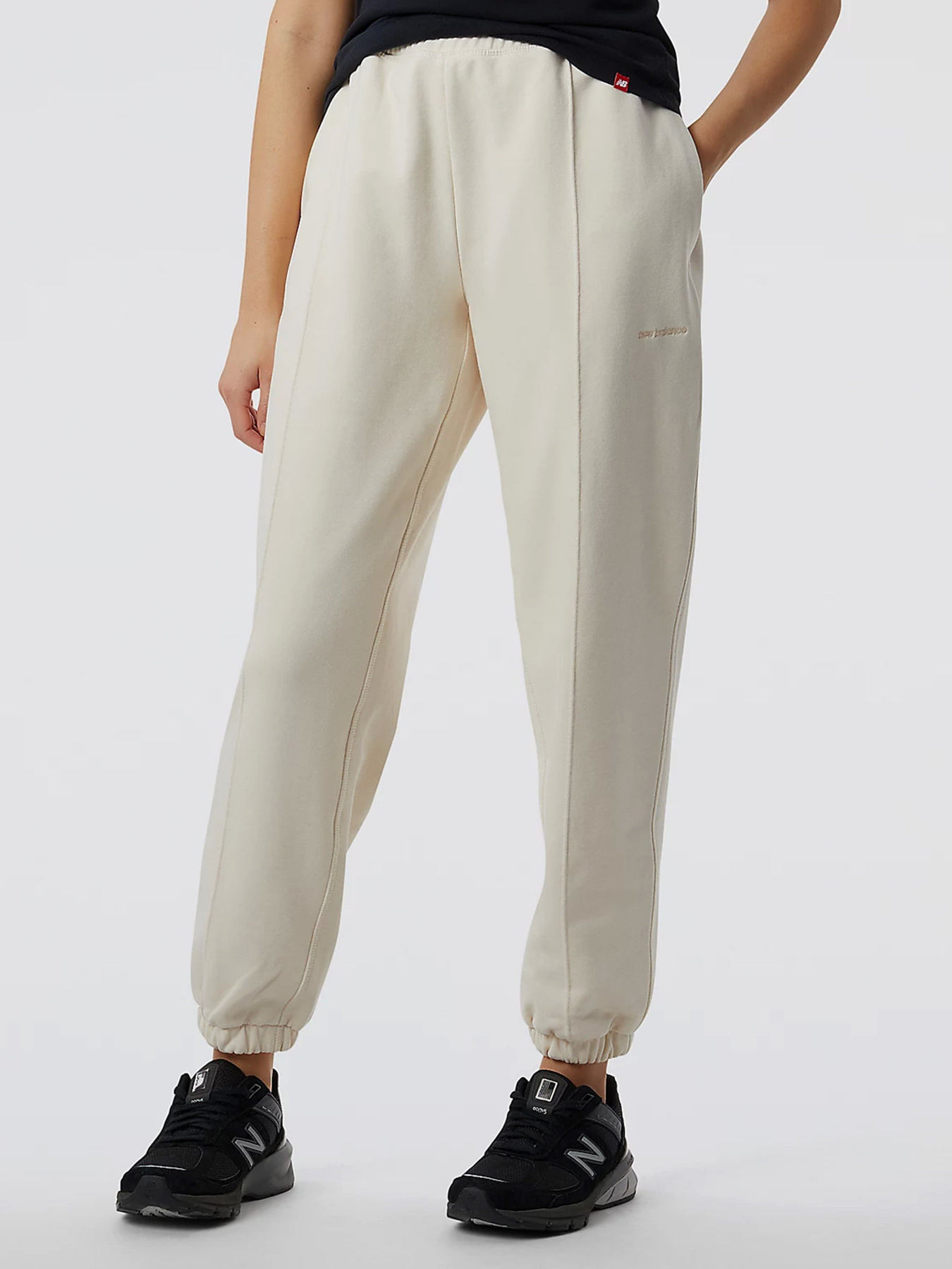 Штаны спортивные New Balance Athletics Nature State модель WP23553GIE Фото