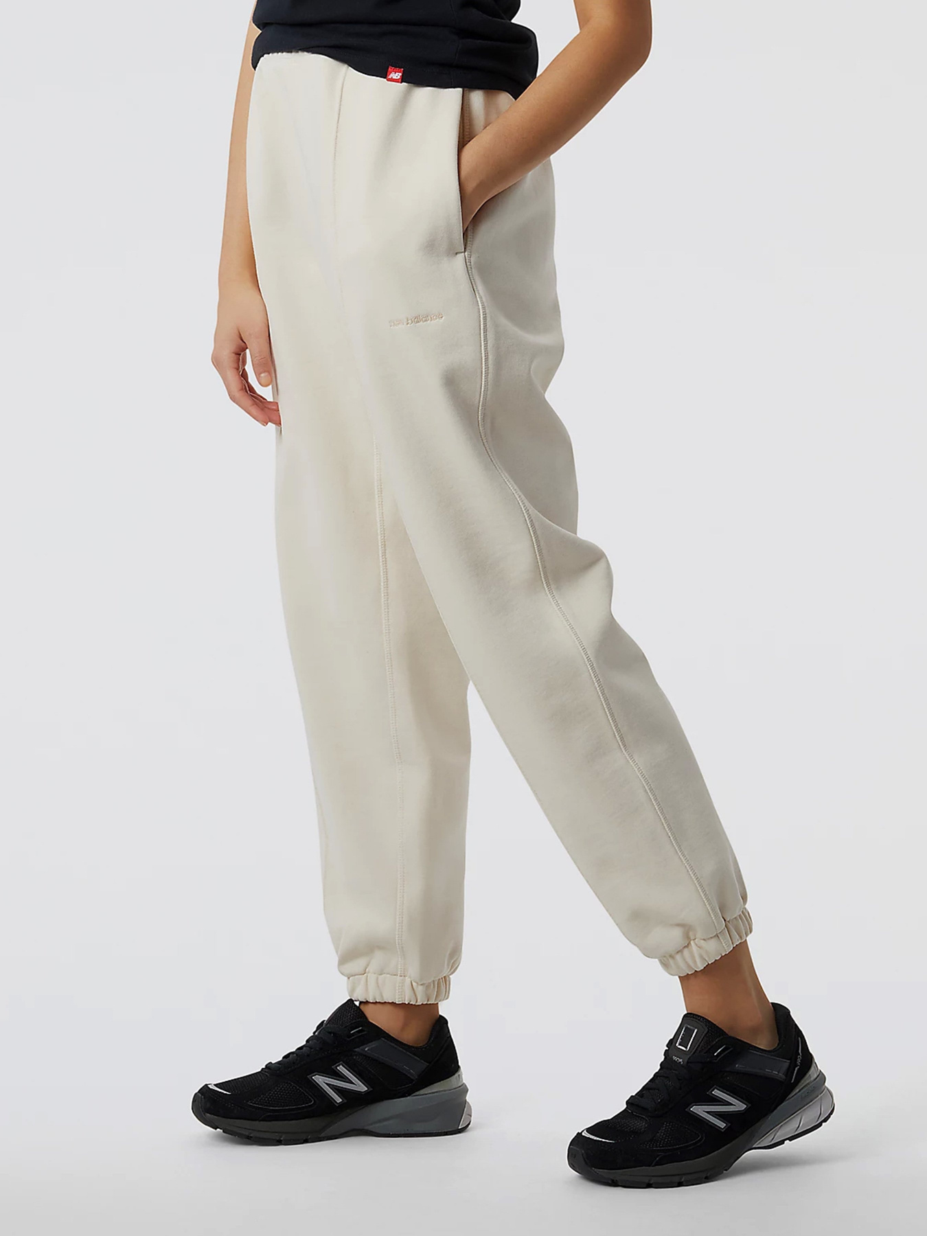 Штаны спортивные New Balance Athletics Nature State модель WP23553GIE Фото